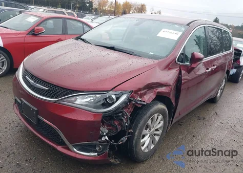 2018 Chrysler Pacifica Touring Plus z USA, uszkodzony, nr VIN 2C4RC1FG4JR154307